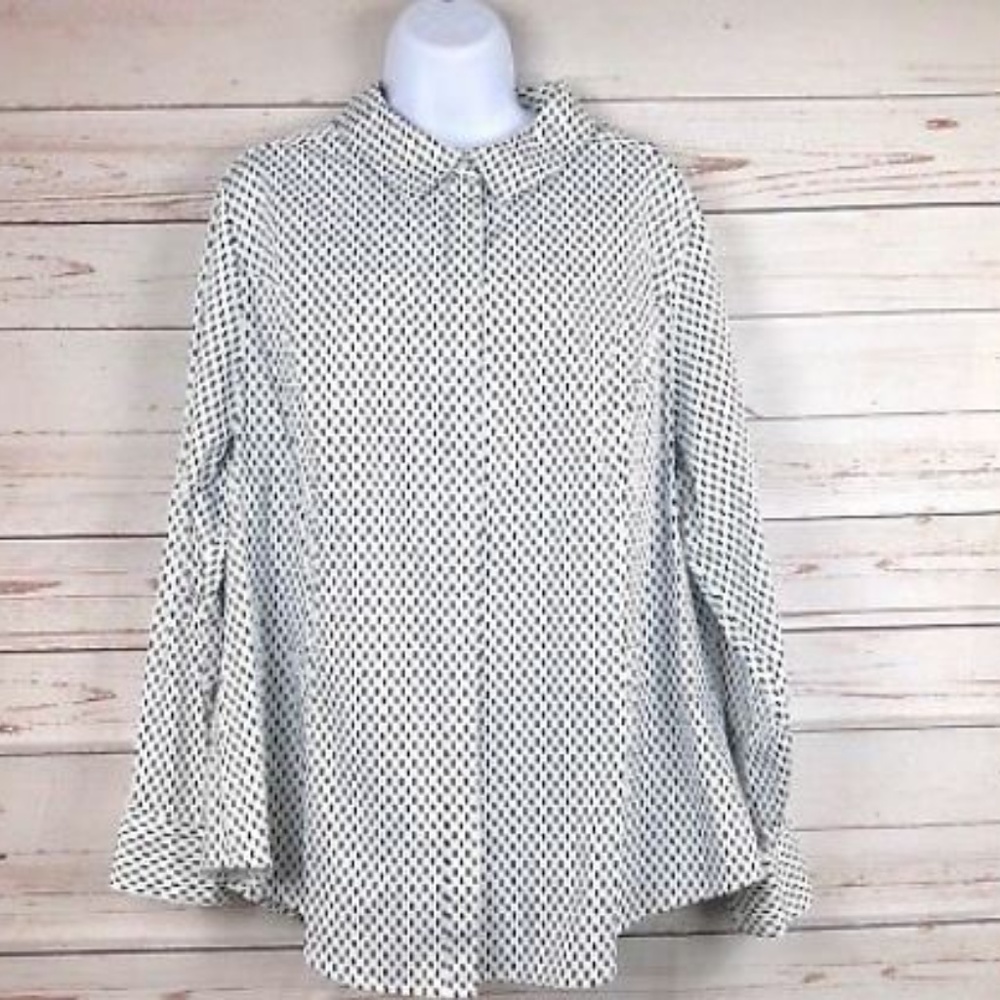 NWT Lane Bryant Long Sleeved Button Front Top